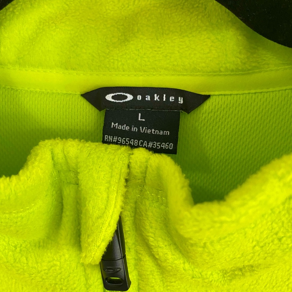 Oakley Warm It Up Vest -Large - Picture 3 of 11